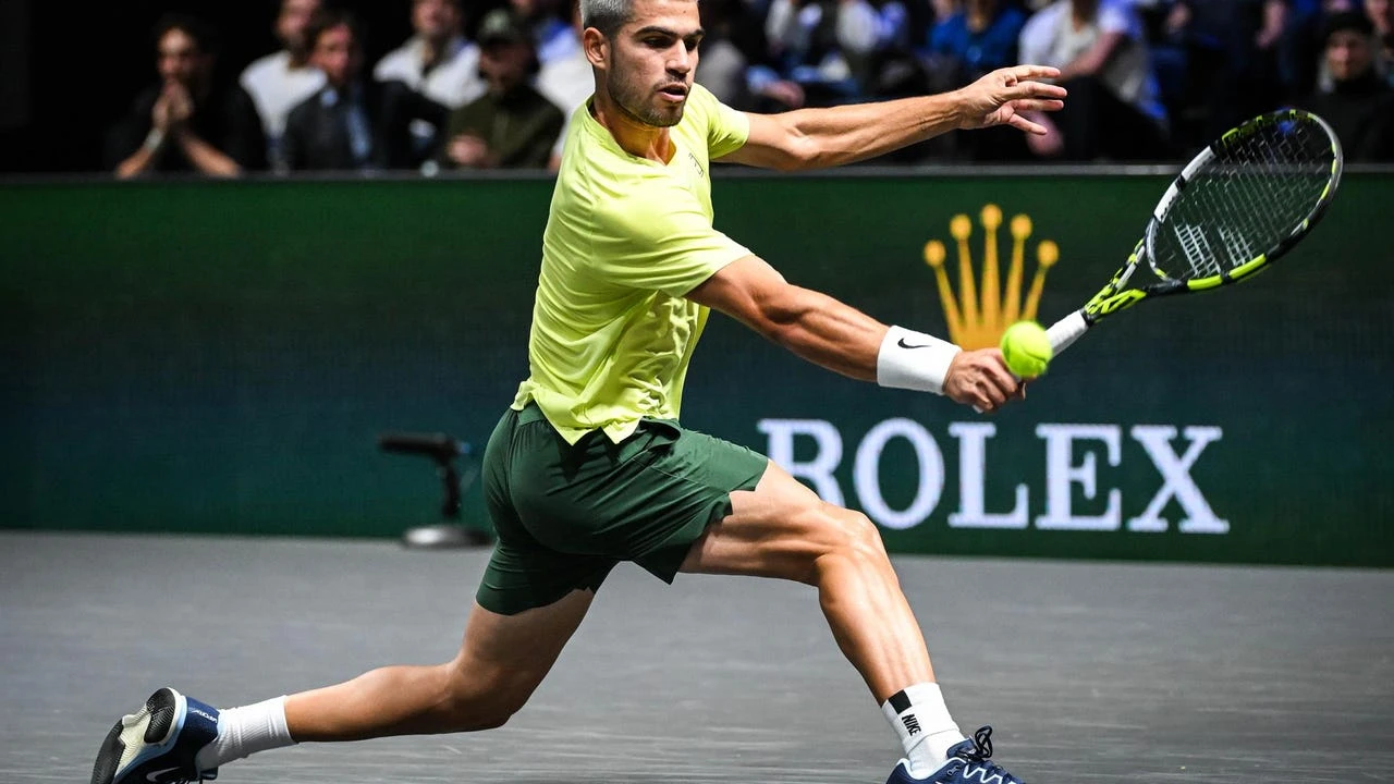 Un exnúmero 1 acusa a Alcaraz de jugar “de forma kamikaze” tras sus 54 errores