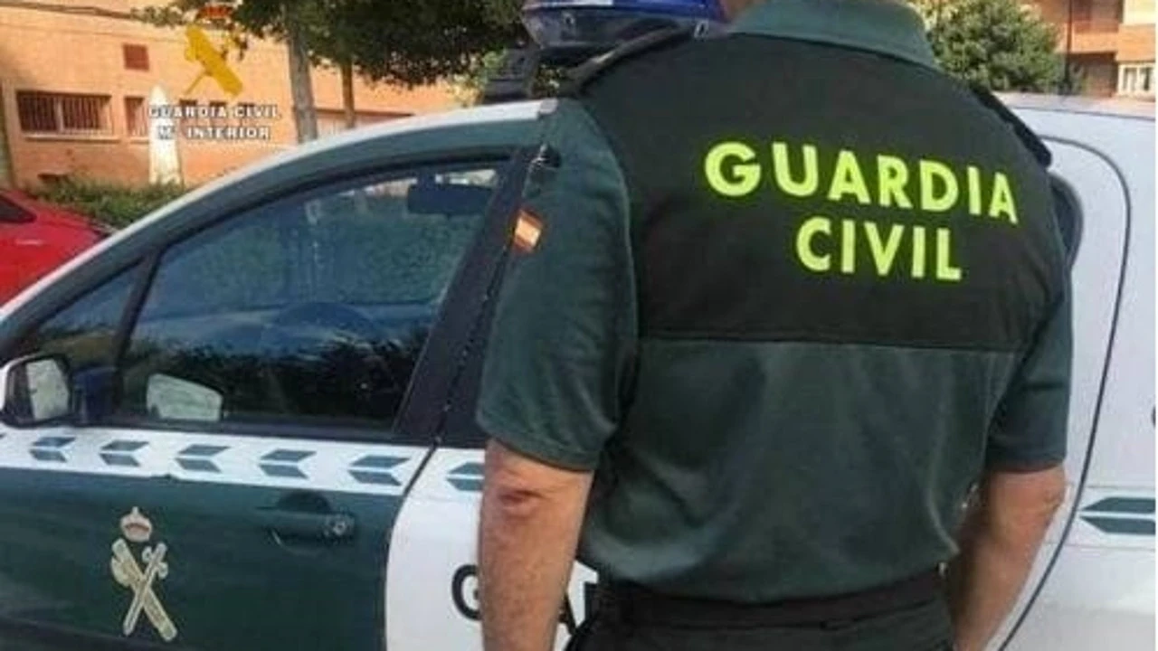 Seis meses sin sueldo y acaba absuelto: el castigo a un guardia civil
