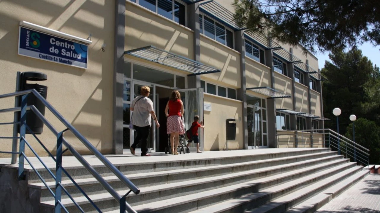 ¿Le ha llamado un médico y pensó que era spam? Los médicos de familia piden que las compañías telefónicas identifiquen los teléfonos sanitarios