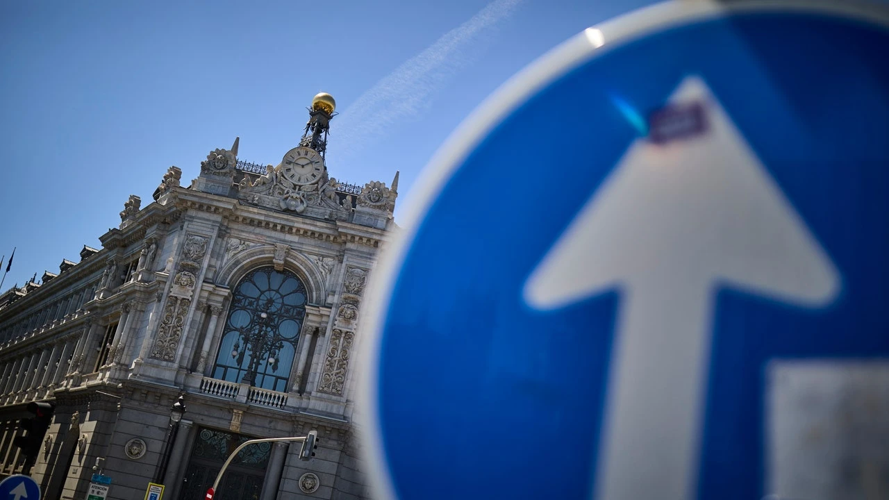 La deuda pública escala por primera vez en la historia por encima de los 1,7 billones de euros