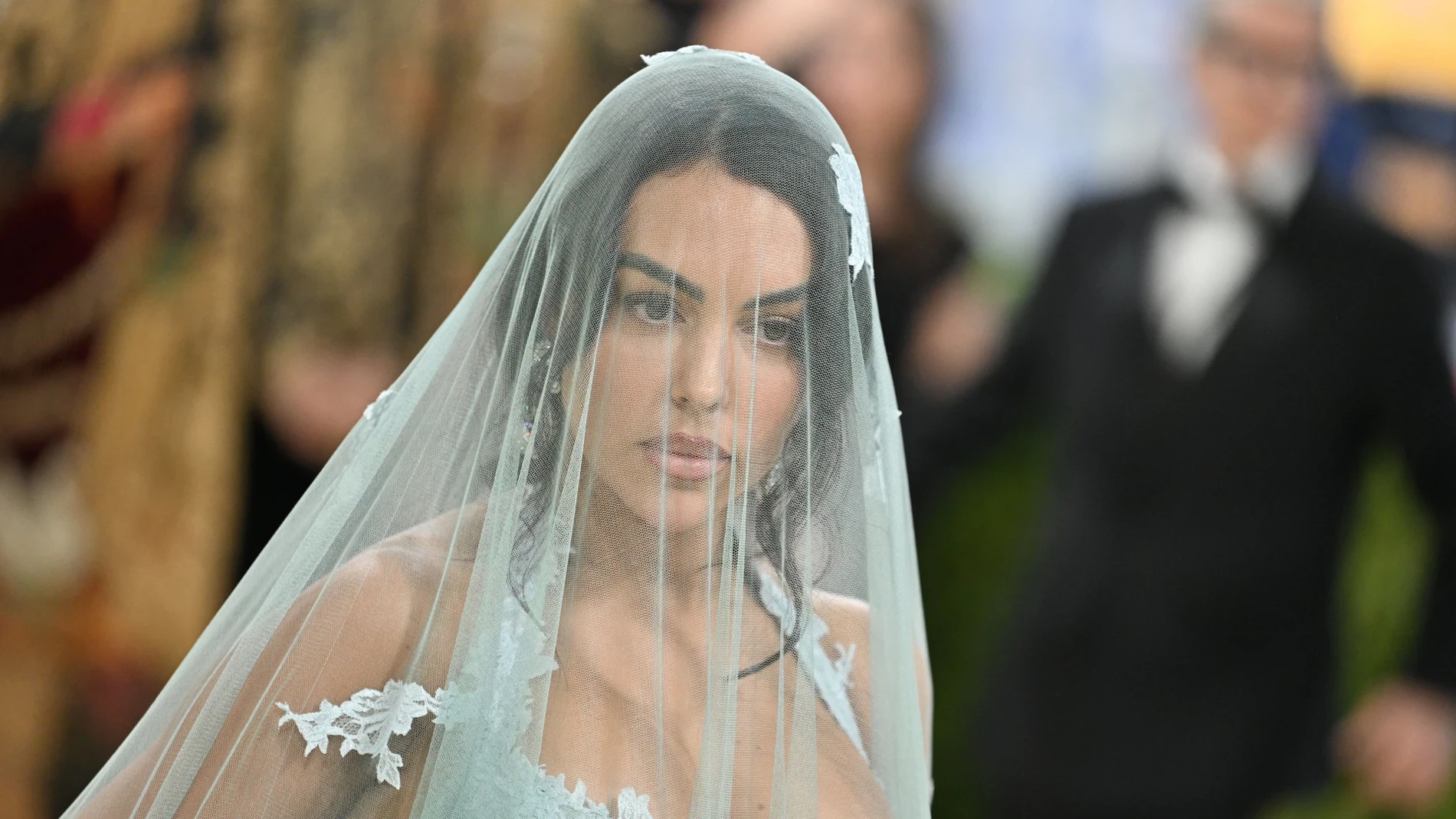 Georgina Rodríguez en la Met Gala 2026: del vestido inspirado en la Virgen de Fátima al rosario de 7 millones de euros que eclipsa la alfombra roja