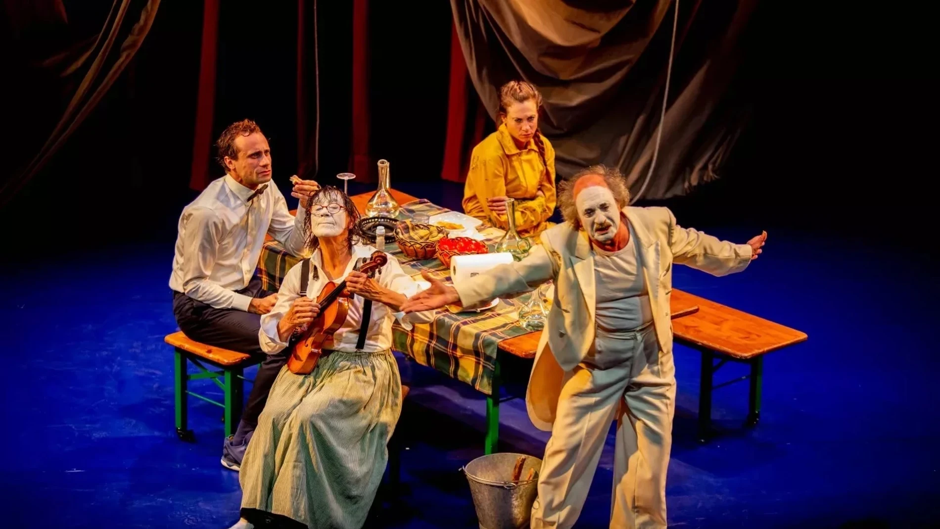 Crítica de 'Travy': Payasos a mucha honra ★★★★☆