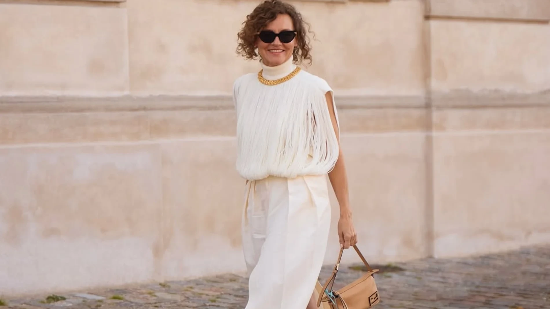 Los looks de firma española que mejor funcionan para madres de comunión esta temporada