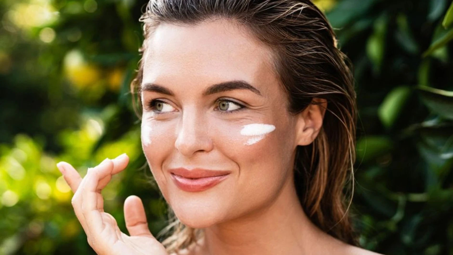 Este es el skincare de verano que necesitas, más allá del protector solar