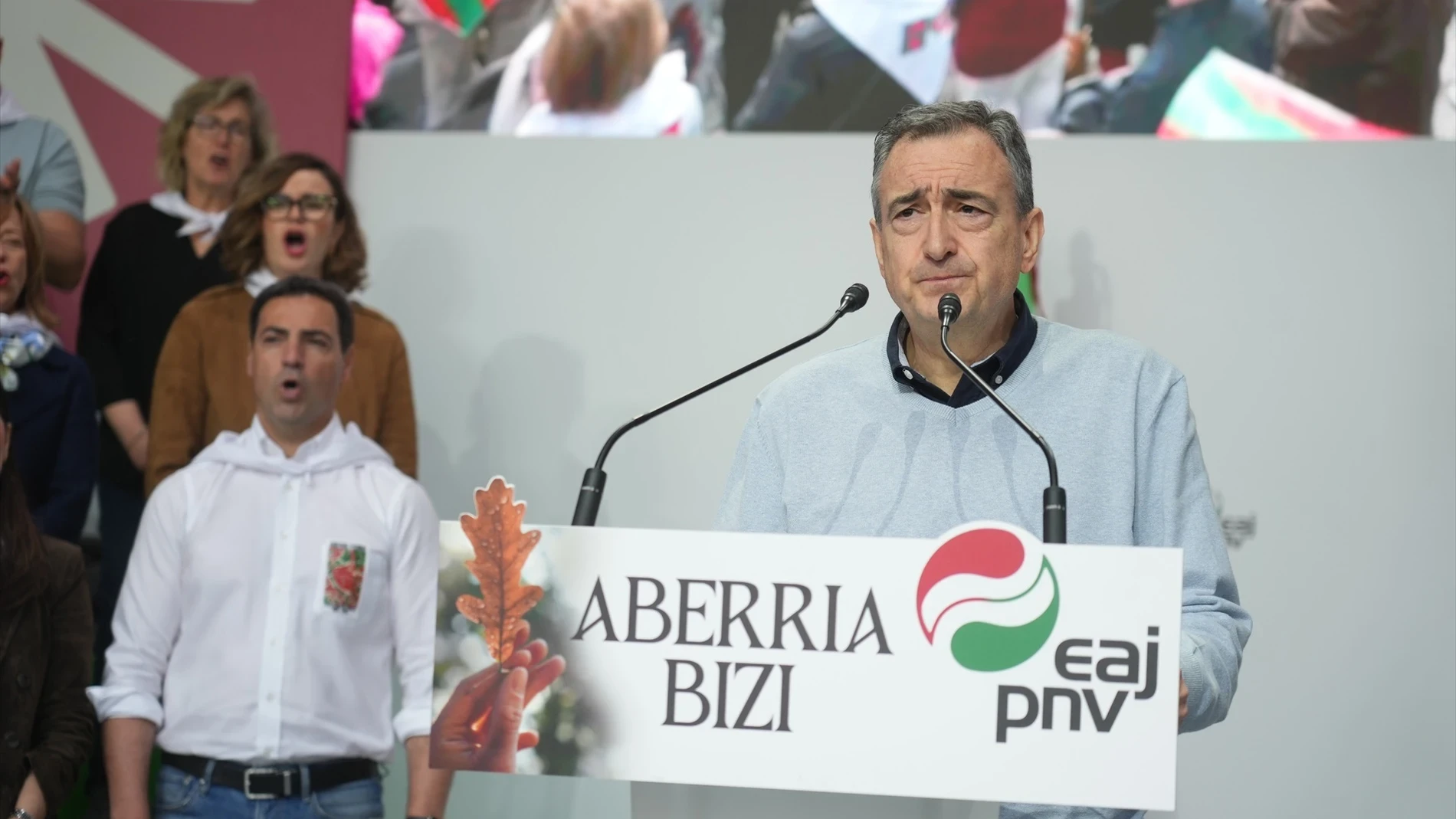 El cálculo electoral de PNV y Junts enfría una moción contra Sánchez