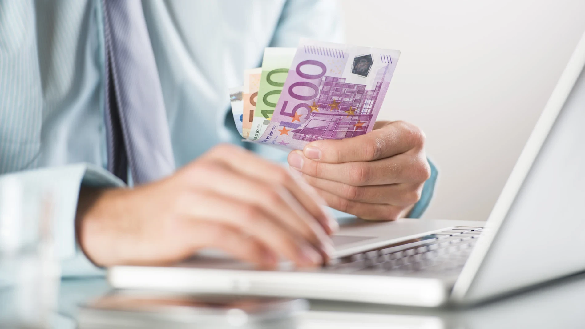 Despiden a un empleado por gastarse 557 euros en llamadas a Marruecos con el teléfono de empresa: declaran improcedente