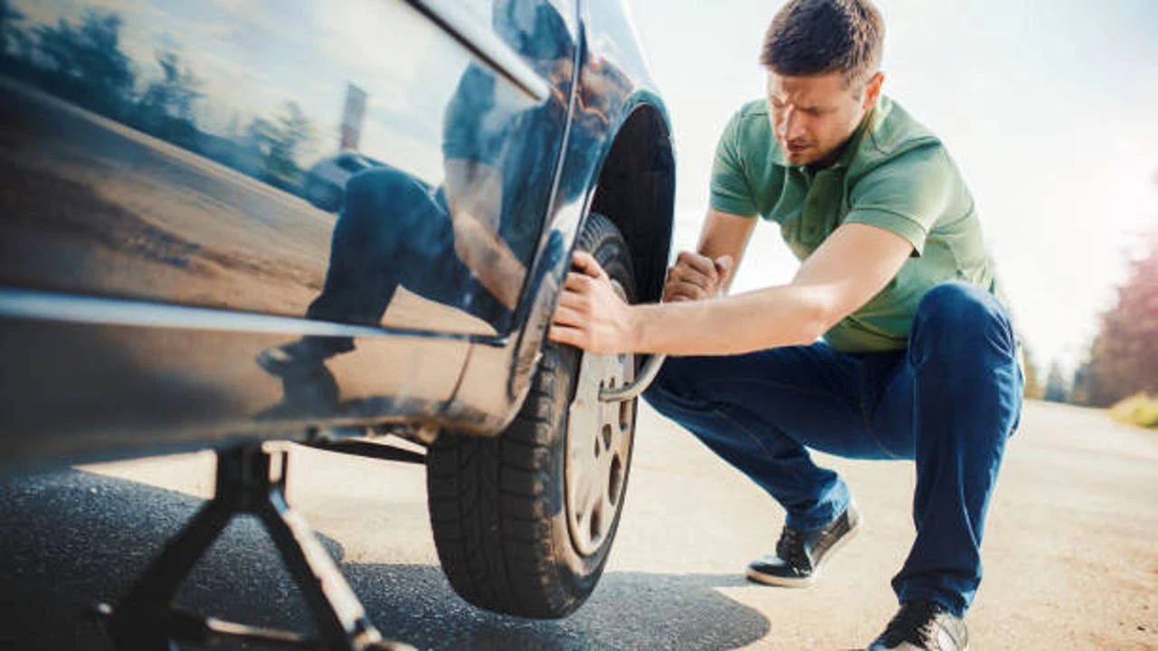 Ni 28, ni 30: cuánta presión de aire deben tener las ruedas del coche para viajar de forma segura