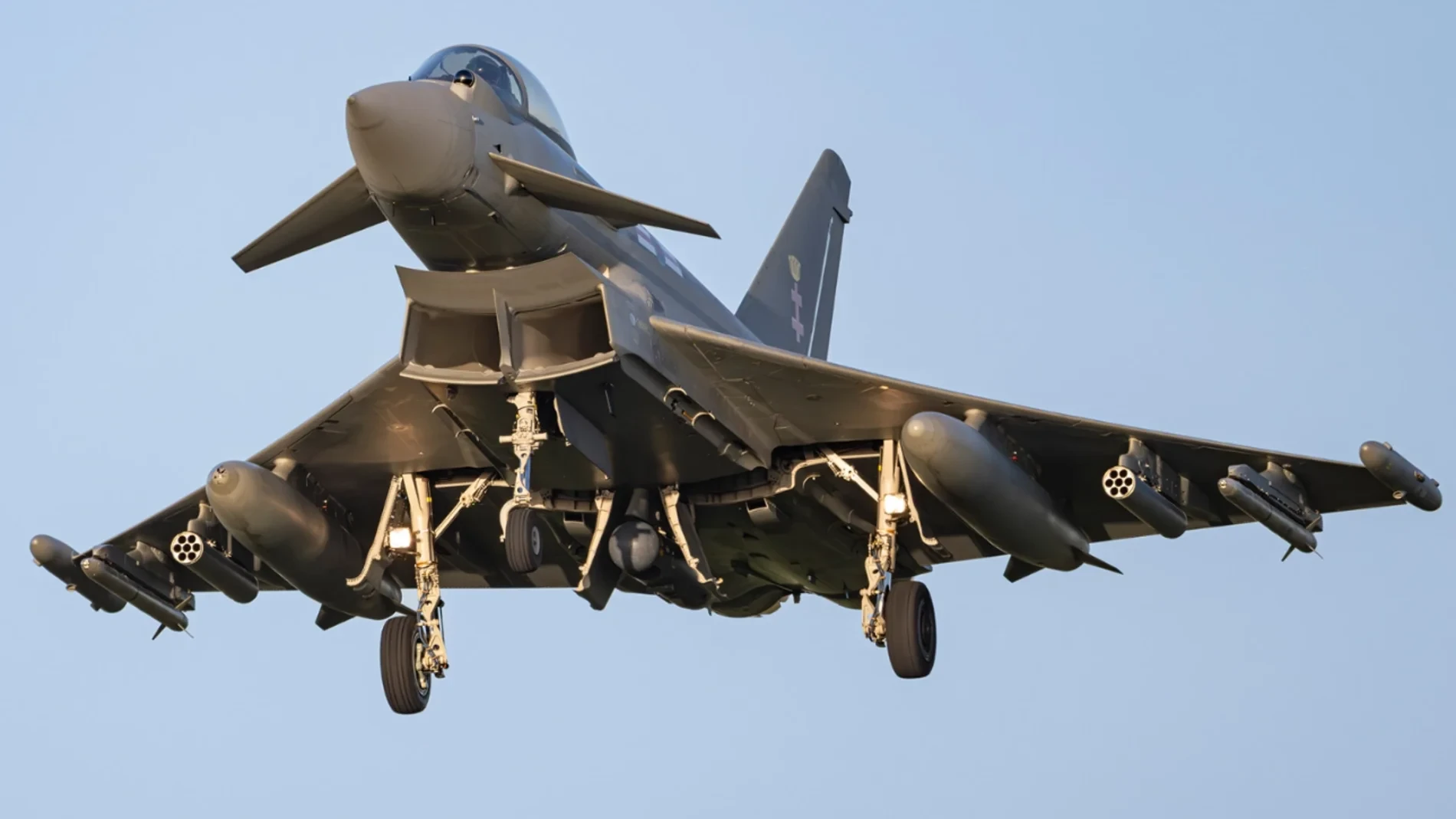 Prueban una nueva tecnología antidrones en el eurocaza Typhoon