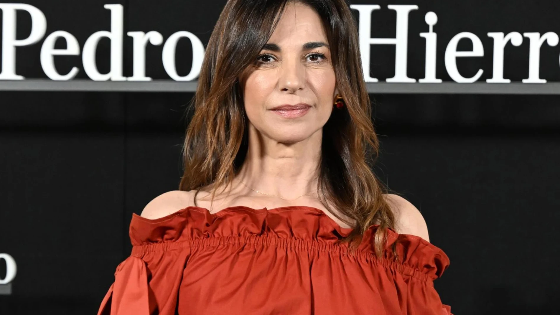 Mariló Montero tiene los vaqueros bordados que transforman cualquier look: la tendencia más especial de primavera