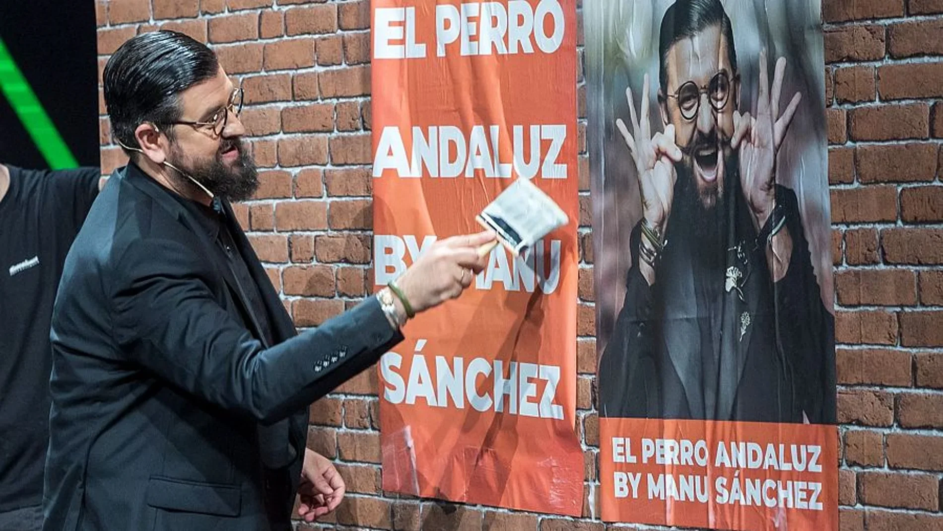 Manu Sánchez comenzará su carrera a la presidencia en 'El perro andaluz' con el Mundial 2026 de telonero