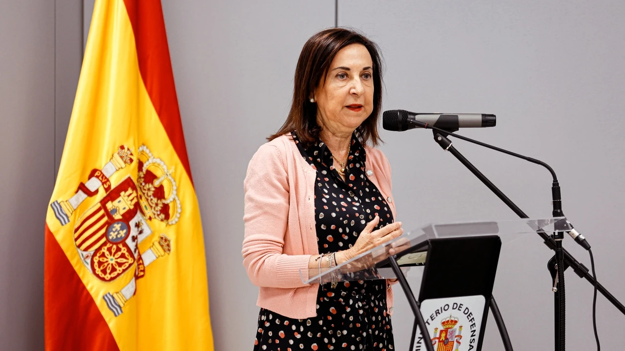 Robles se desmarca de Sánchez y pide respetar la labor de los jueces: 
