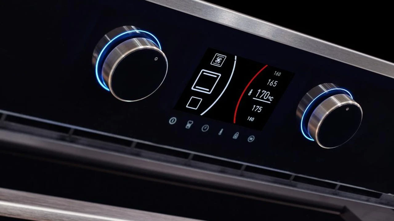 Precio de la luz hoy, jueves 23 de octubre, por horas: el mejor momento del día para encender el horno