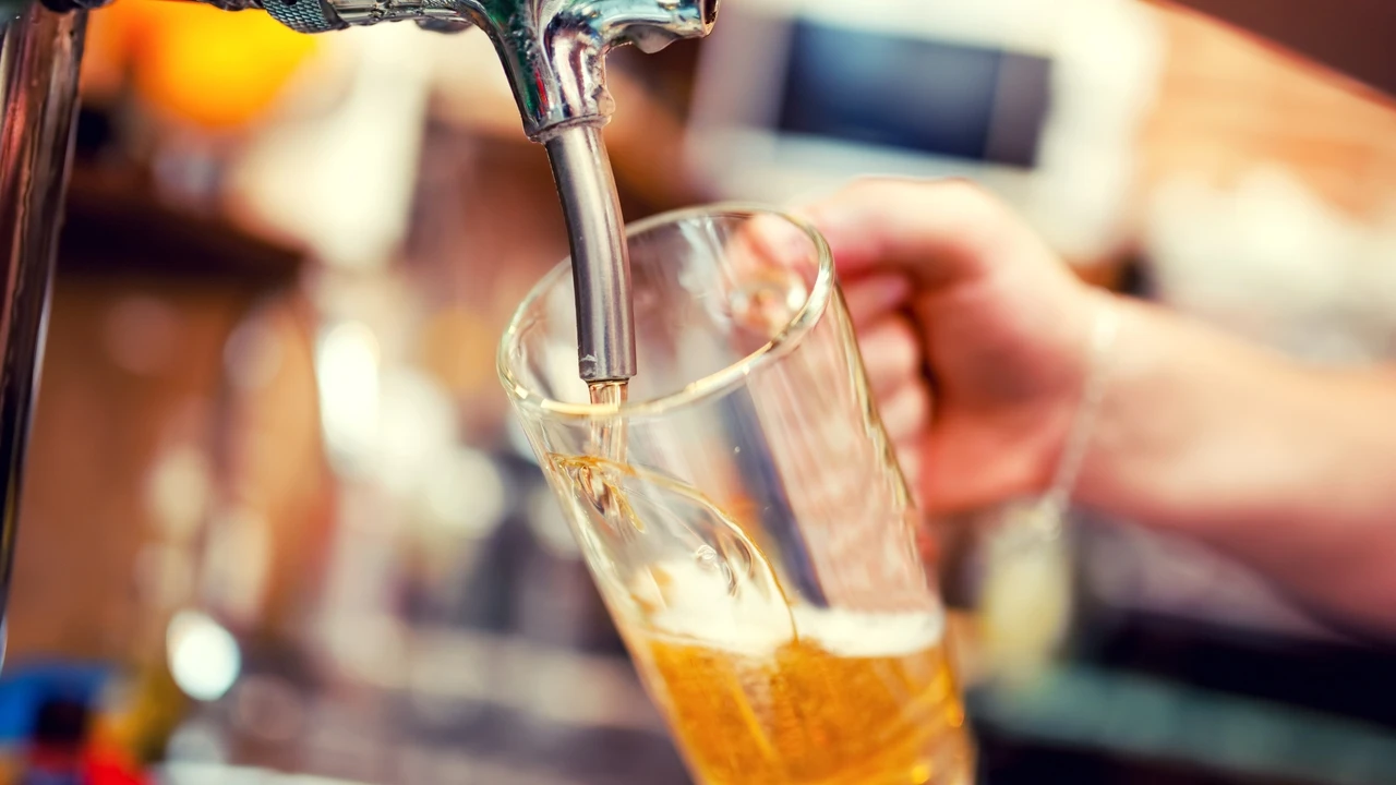 Un grupo de investigadores europeos descubre como crear una cerveza sin alcohol que 