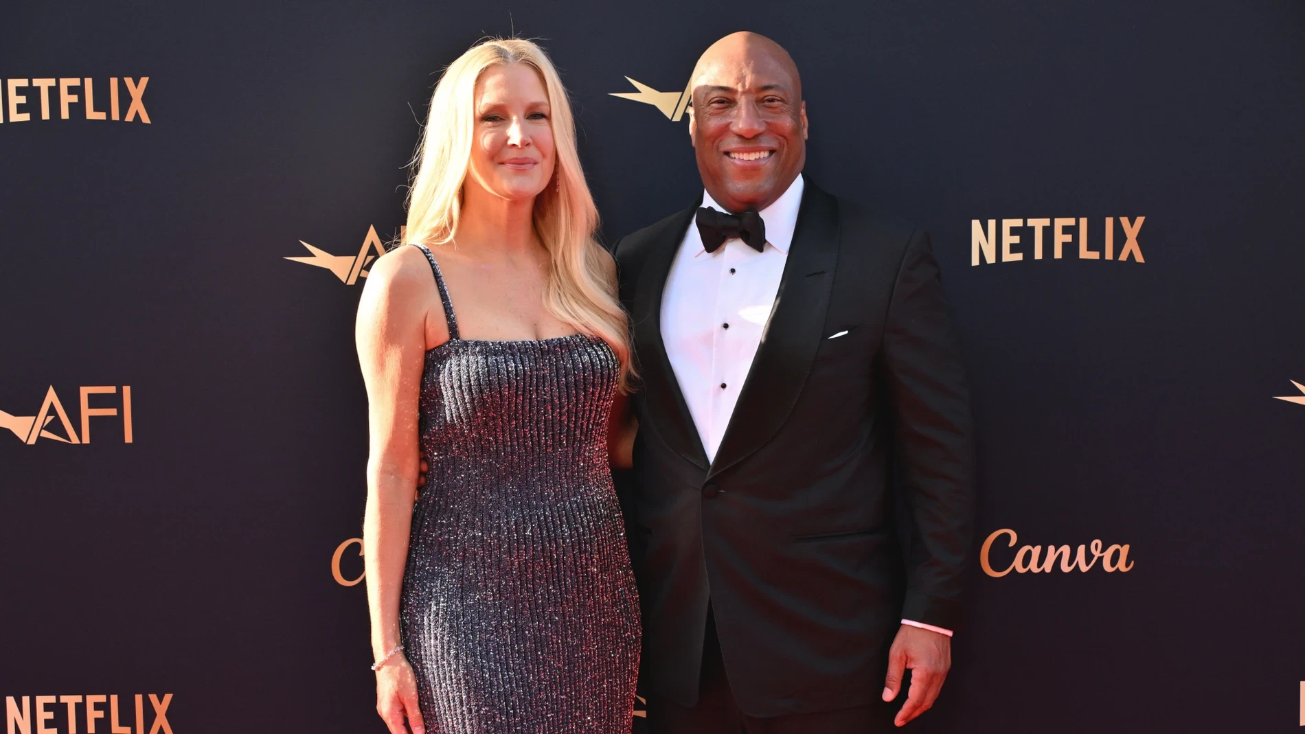 Quién es Byron Allen, el comediante convertido en magnate de los medios que se quedará con la noche de la CBS