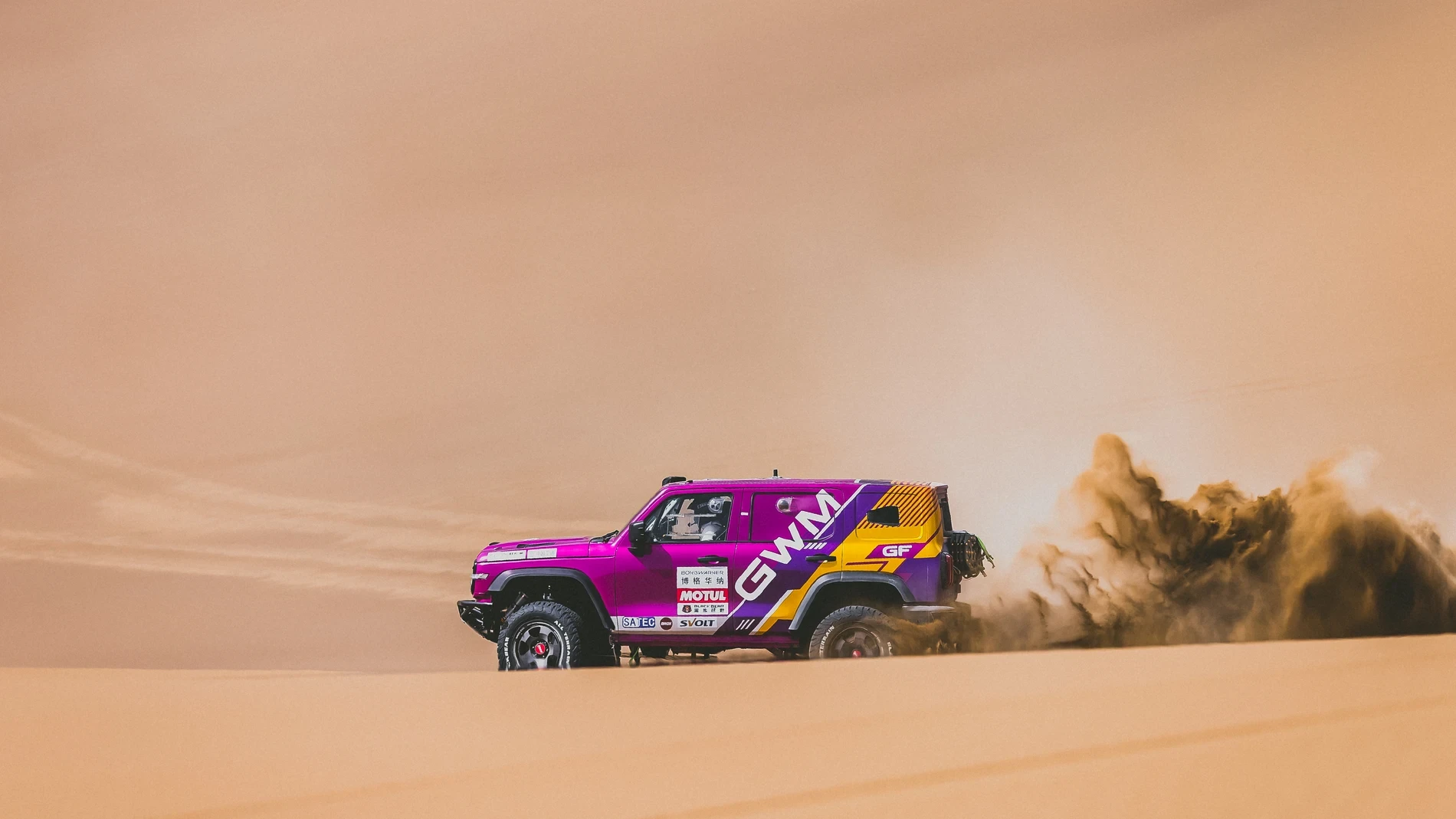 Los españoles Gerard Farrés y Pau Navarro correrán con la china GWM el próximo Dakar