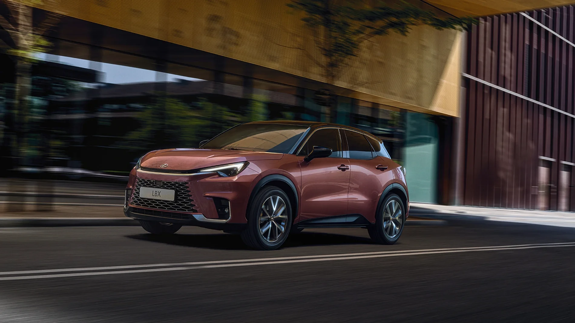 Lexus LBX 2026: el lujo también cabe en formato compacto