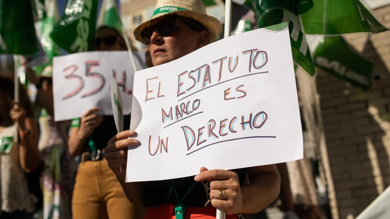 El PP pide a Mónica García que escuche a los profesionales sobre el Estatuto Marco