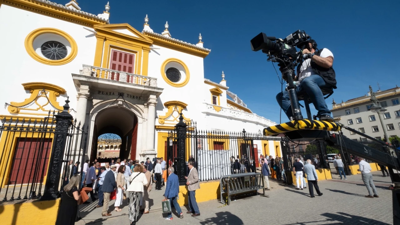 Los toros vuelven a la televisión este fin de semana: cartelazos en Sevilla y final de novilleros en Brihuega
