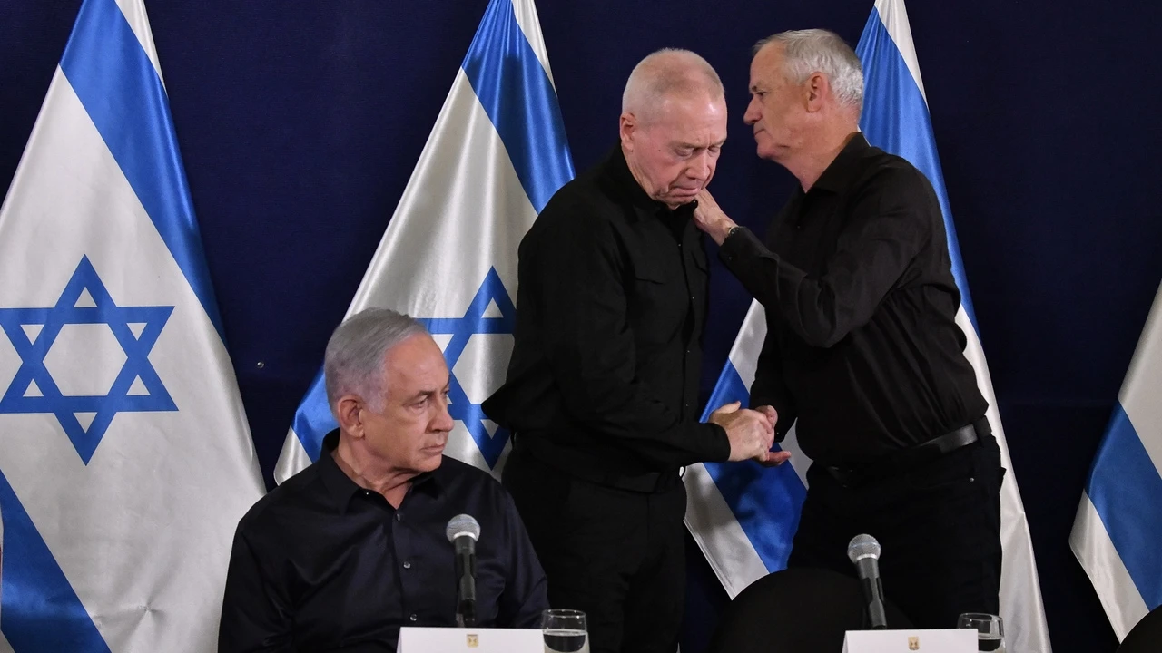 Israel acusa a Hamás de romper el alto el fuego y Netanyahu ordena al ejército 