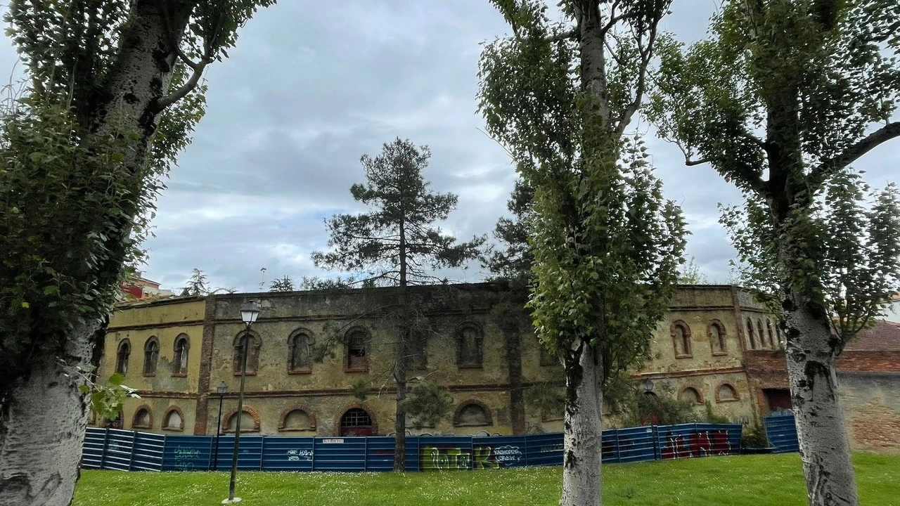 La plaza de toros de Oviedo seguirá abandonada: las obras se aplazan otro año