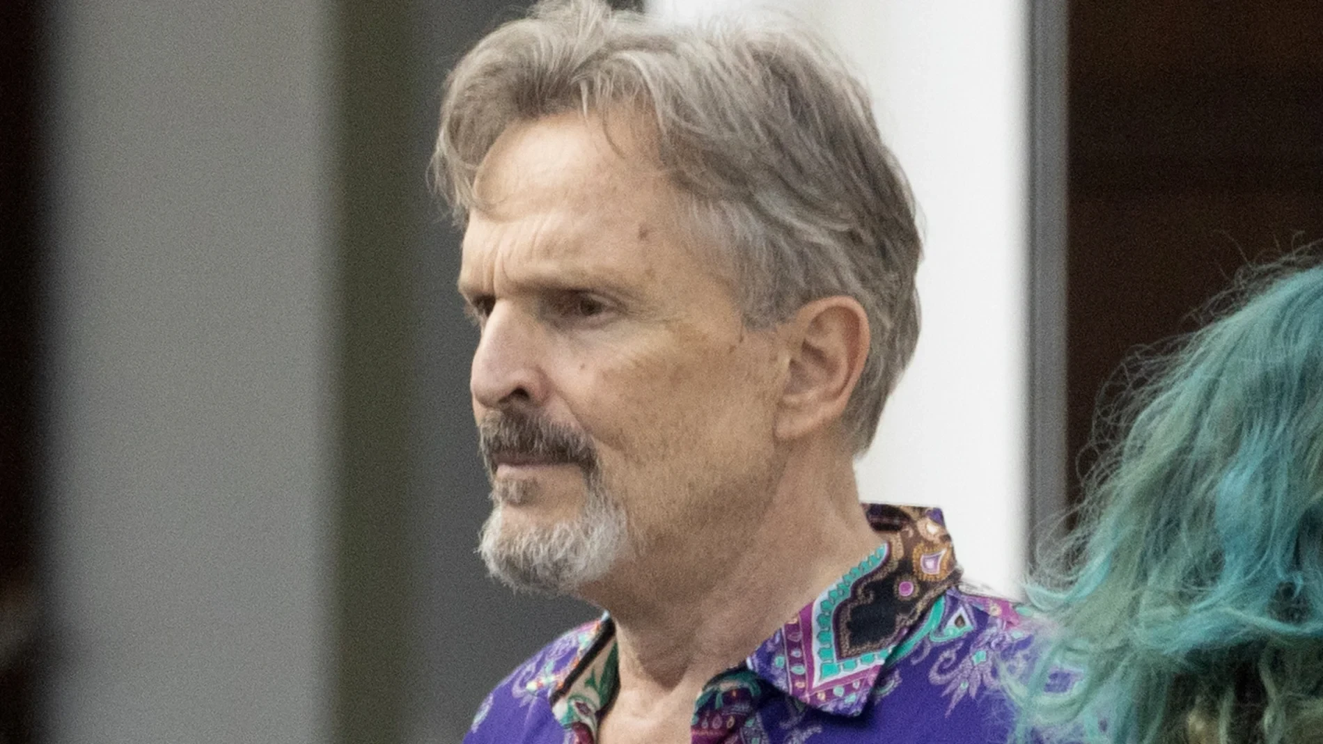 Así es la nueva vida de lujo de Miguel Bosé en Andorra, de alquiler a 10.000 euros al mes