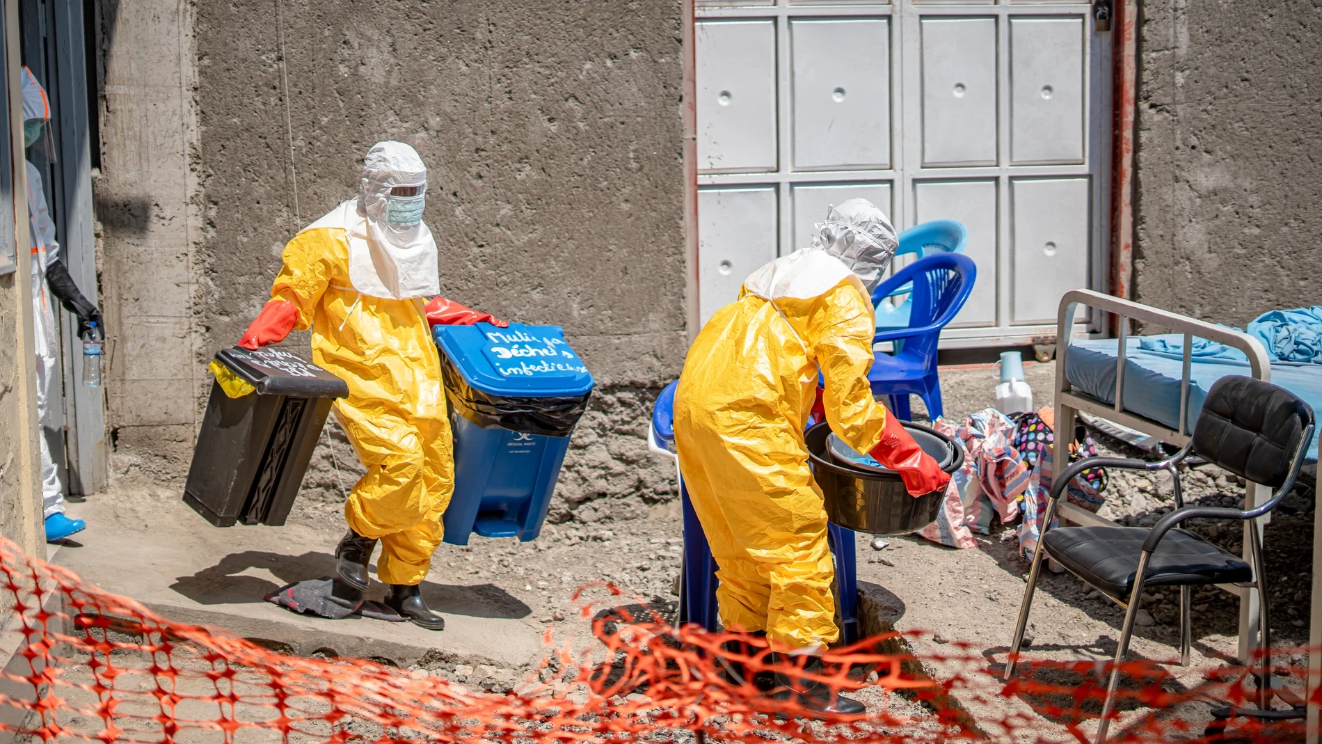 El Congo eleva a 452 los casos de ébola confirmados y a 82 las muertes