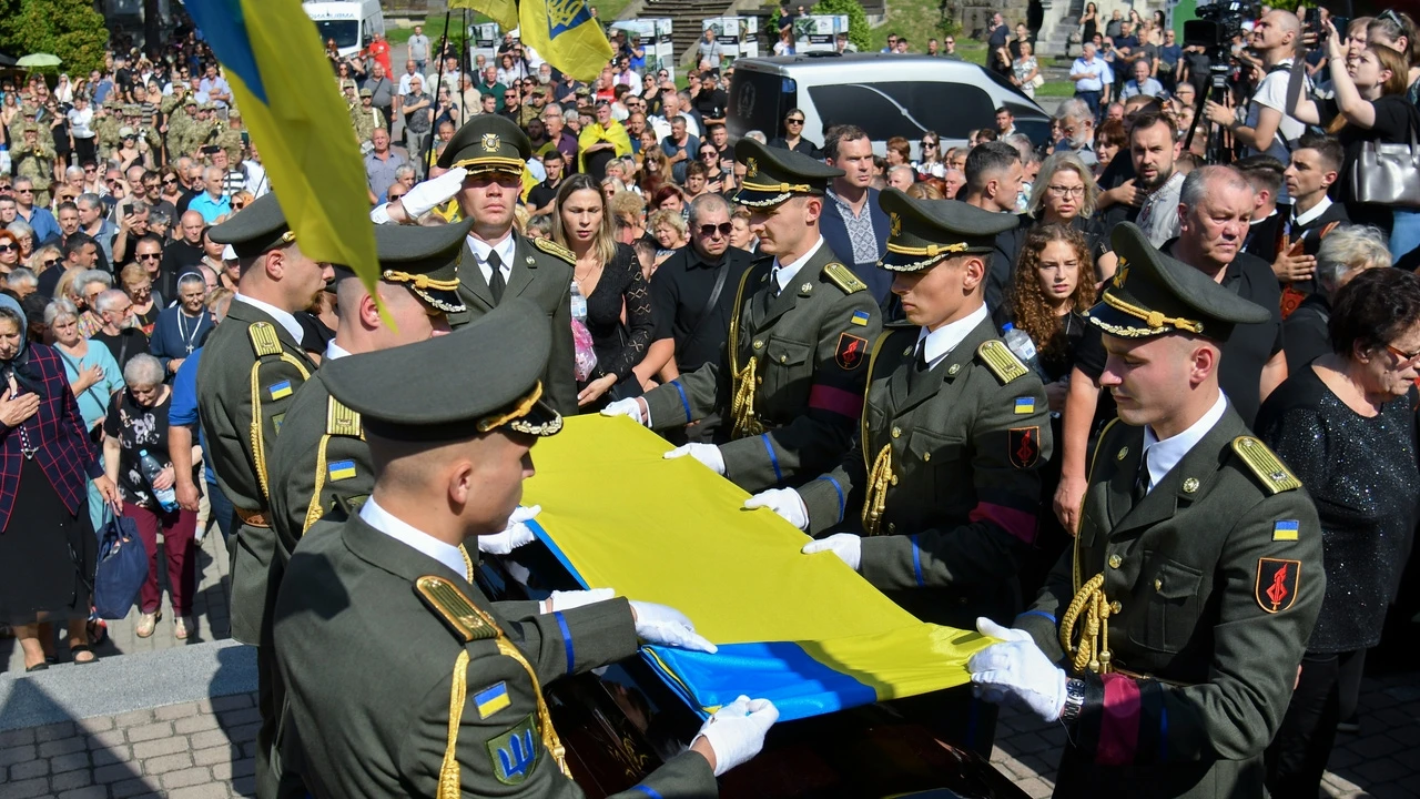 Ucrania despliega el misil Flamingo en Crimea y llora el asesinato de Andri Parubi