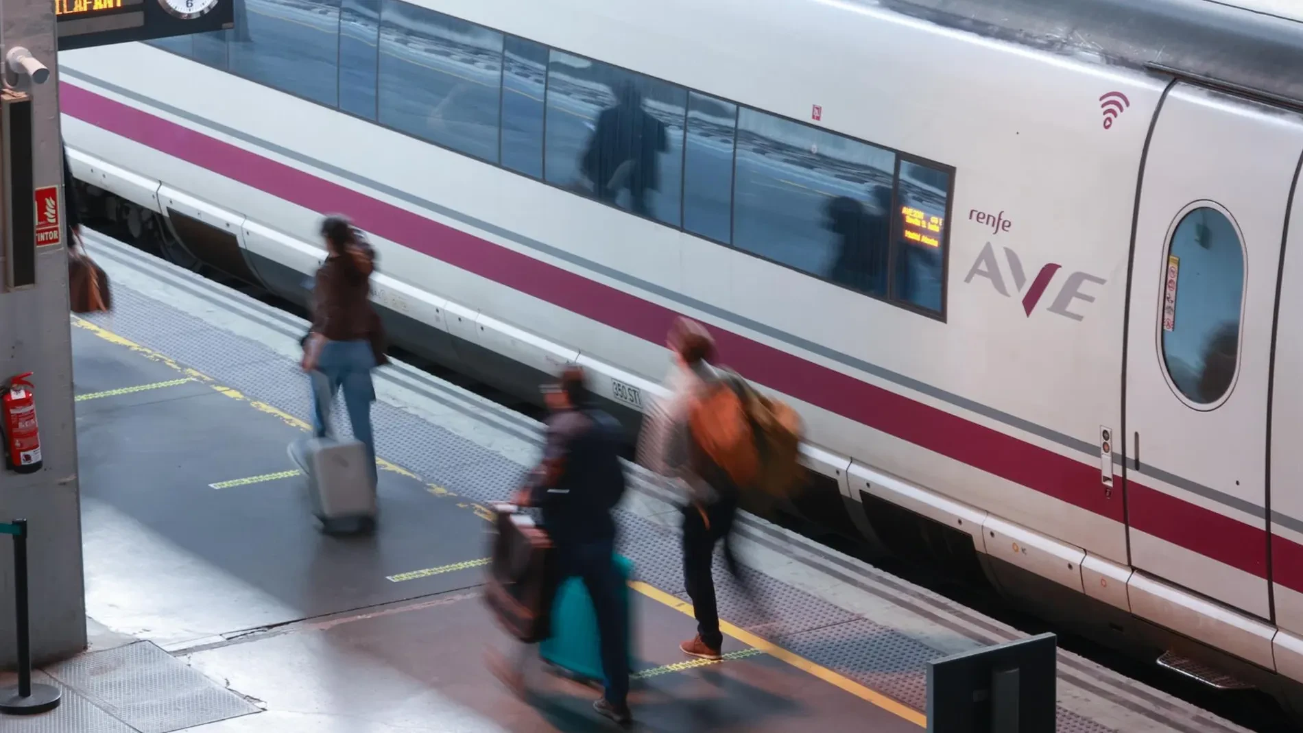 Renfe amplía dos semanas el plazo para presentar ofertas para fabricar sus 30 nuevos trenes de alta velocidad