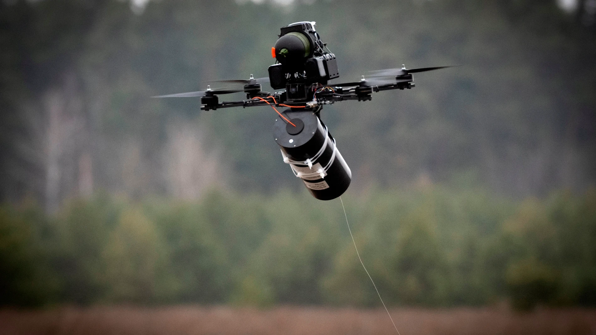 La amenaza que Israel no tenía prevista: drones de fibra óptica que Hizbulá lanza desde Líbano