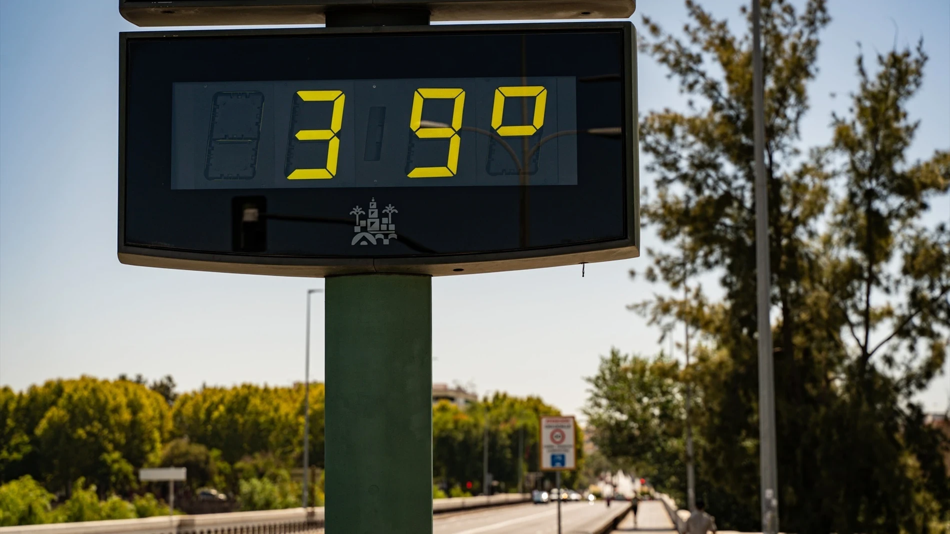 La AEMET prevé que el calor dará una tregua a la mitad norte este domingo, aunque puntualiza que el sur rozará los 40 grados