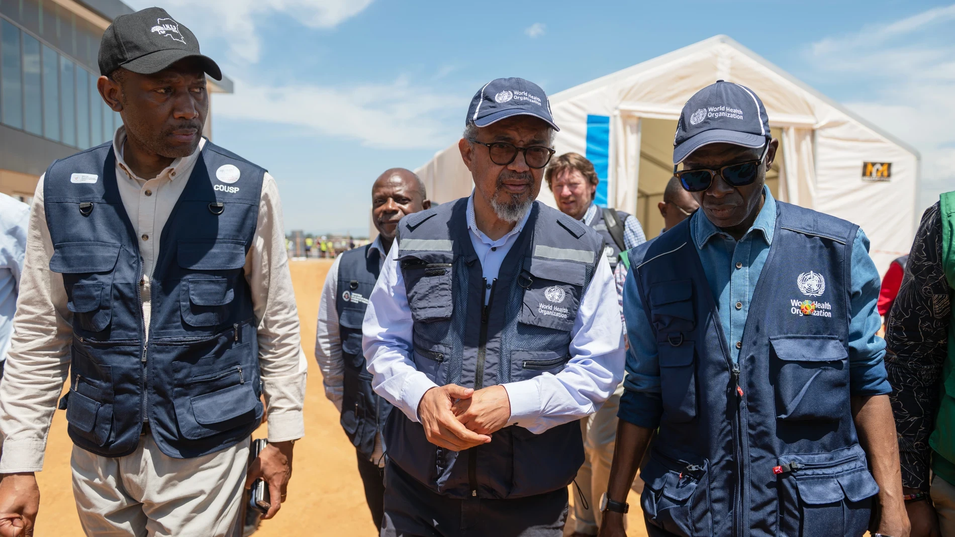 El director general de la OMS llega al epicentro de la epidemia de ébola en el Congo