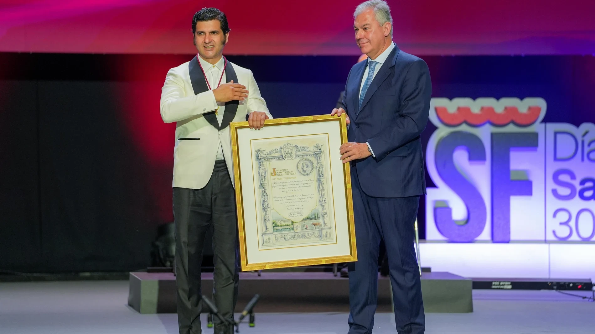 Morante de la Puebla es nombrado Hijo Predilecto de Sevilla