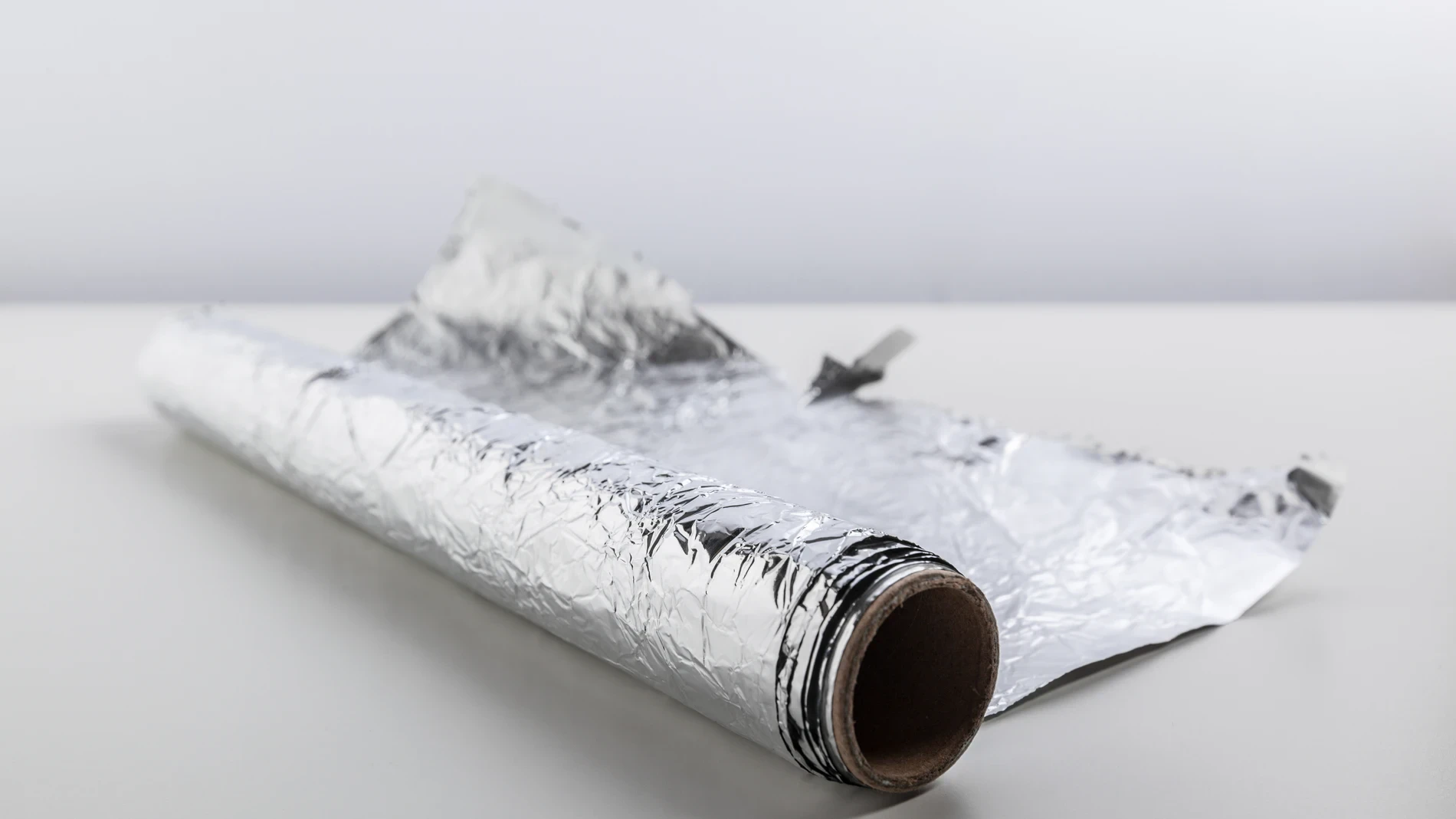El truco del papel de aluminio en el router: para qué sirve y cuándo podría ayudarte