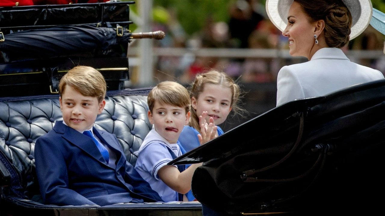 El príncipe Louis, rumbo a Hogwarts: la entrañable excursión familiar de Kate Middleton y sus hijos