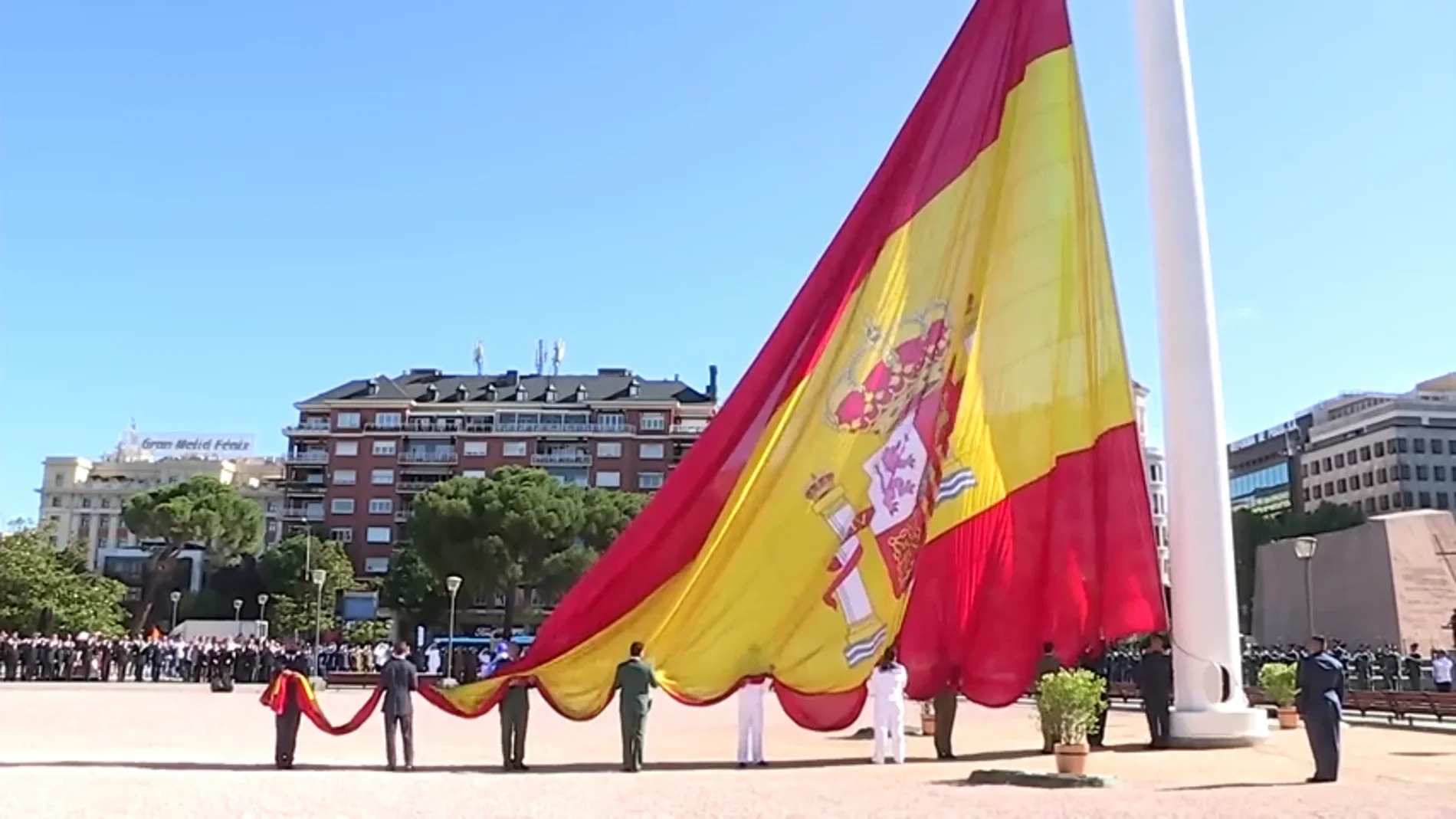 Día de las Fuerzas Armadas 2026: horario, donde ver, recorrido y todos los actos del gran desfile en Vigo