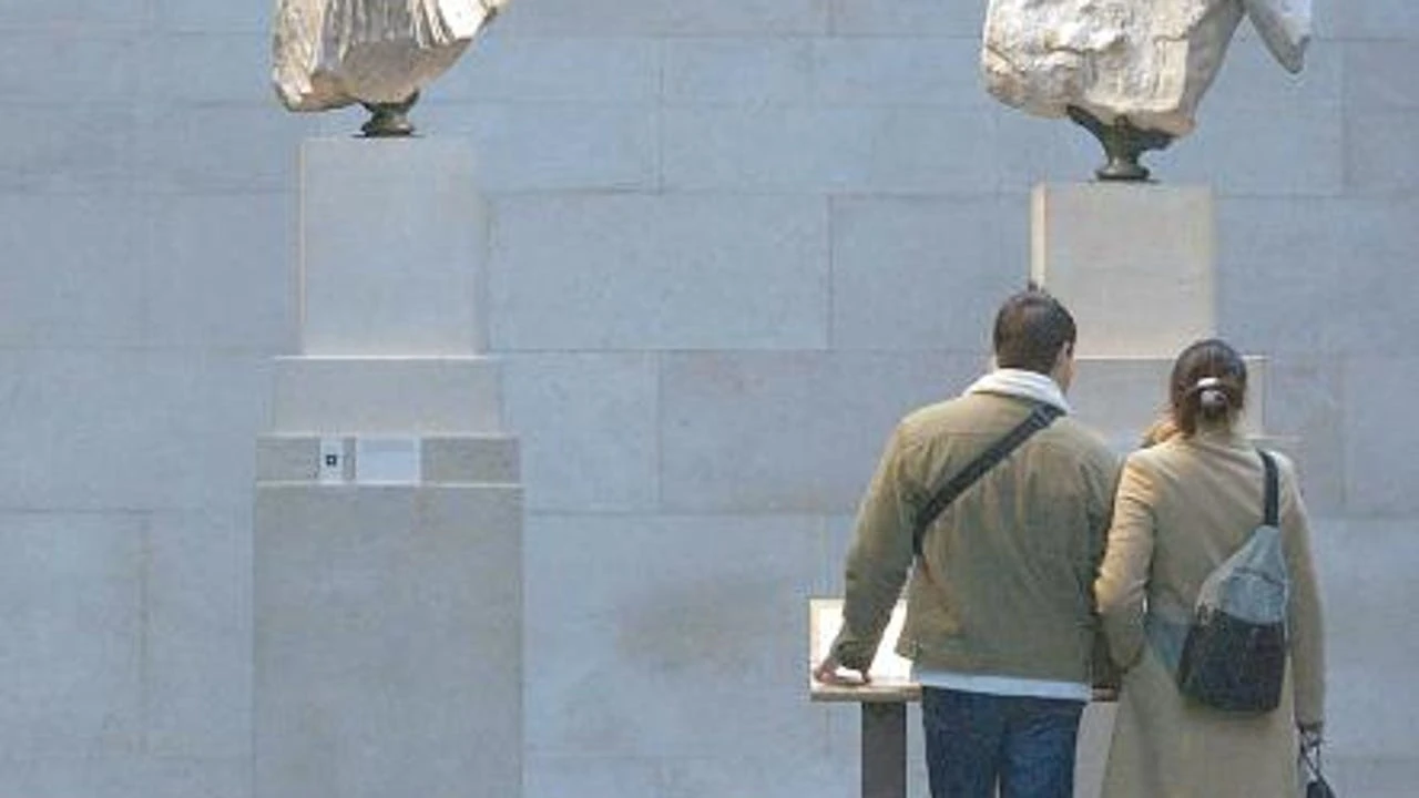 El Museo Británico celebra su primer baile benéfico inspirado en el glamour de la Met Gala estadounidense