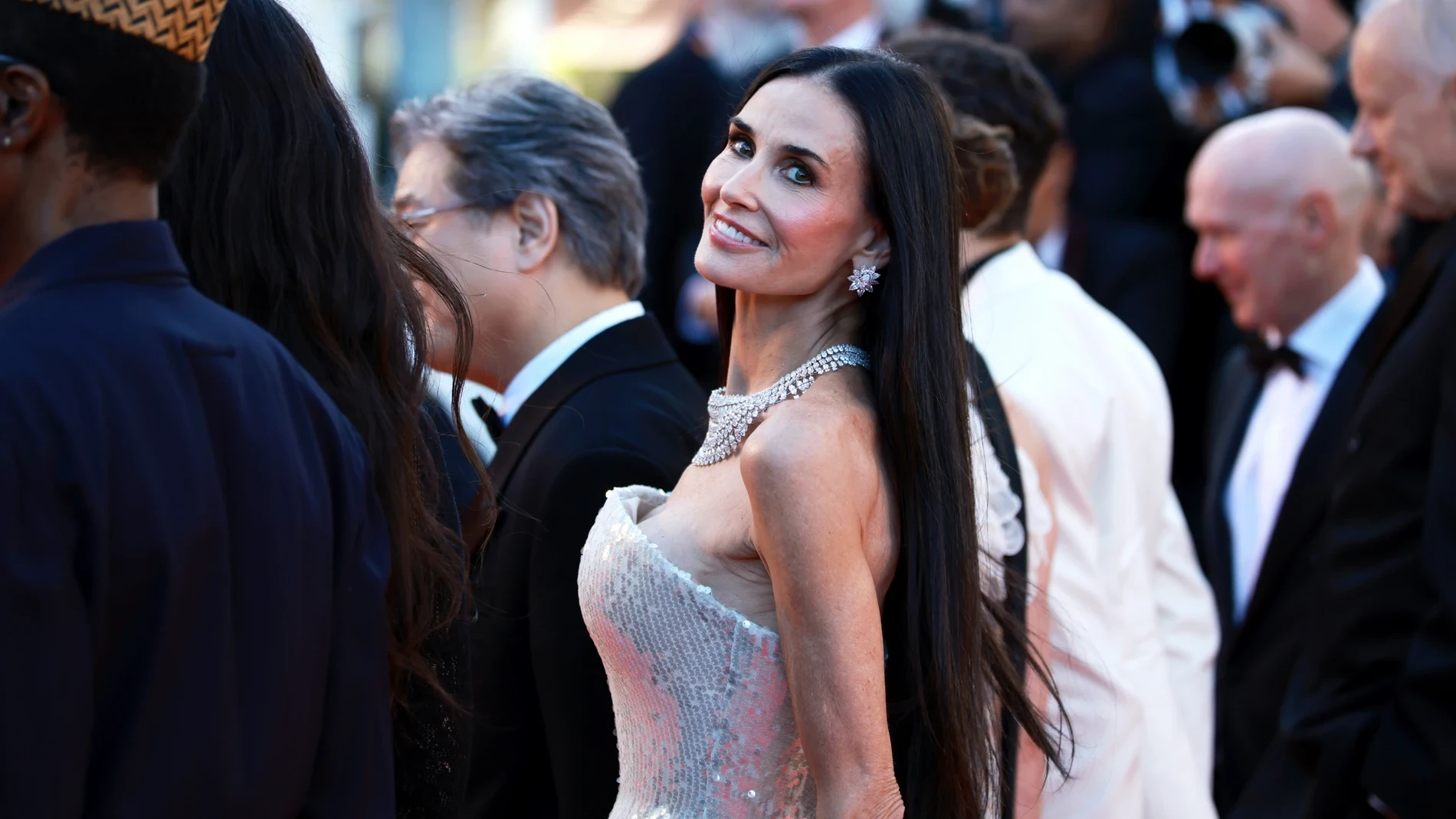 De Demi Moore a Jane Fonda: las estrellas mejor vestidas inauguran el Festival de Cannes 2026 con una alfombra roja de alto impacto