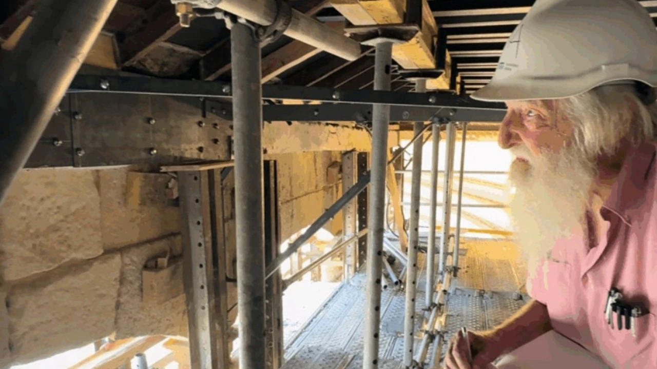 Así avanza el complejo refuerzo estructural en la icónica Plaza de Ronda