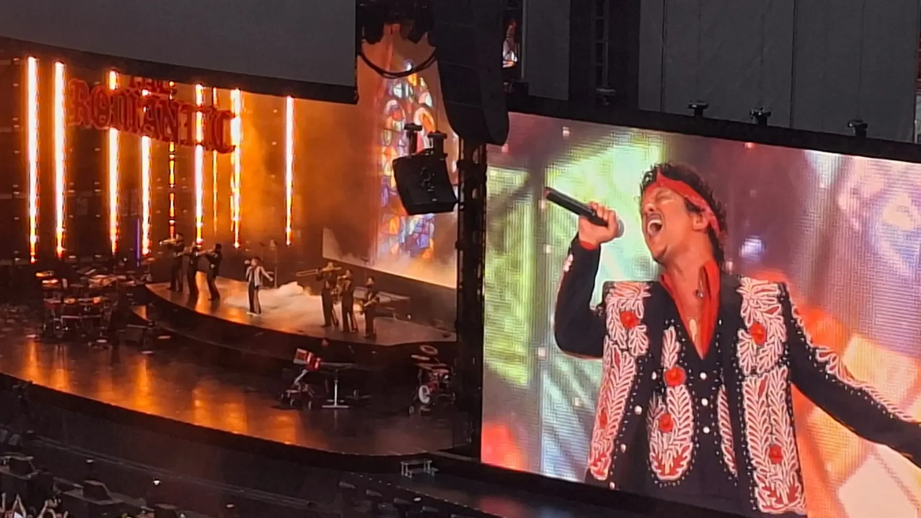 Bruno Mars y un jamón pata negra