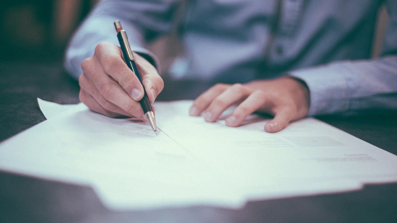 Los contratos de sustitución pasarán a ser indefinidos cuando el trabajador se reincorpore en estos casos