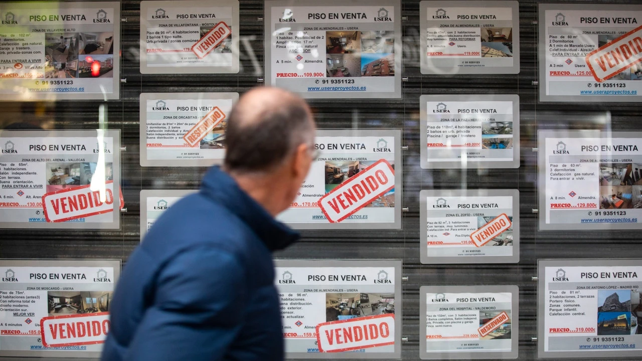 Cada vez hay menos casas baratas: la oferta de viviendas por menos de 200.000 euros se hunde del 60% al 38%