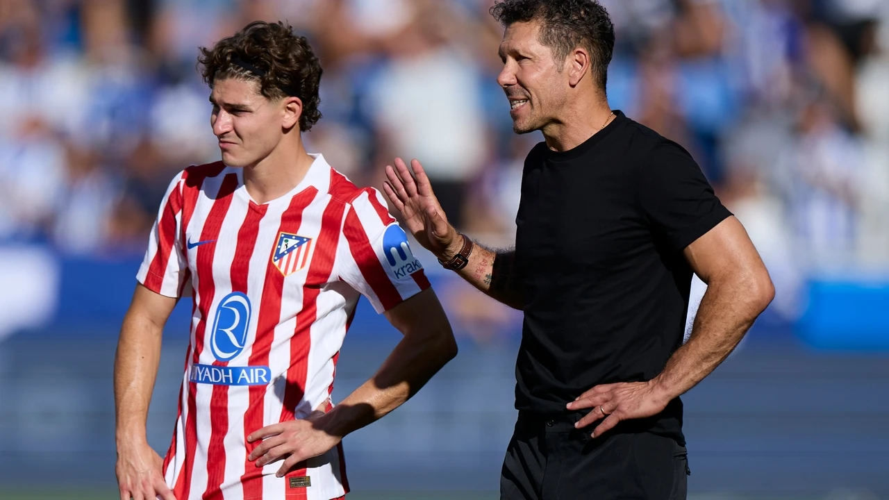 Incómodo en el Atlético, Julián Álvarez está dispuesto a fichar por este equipo según su primer entrenador