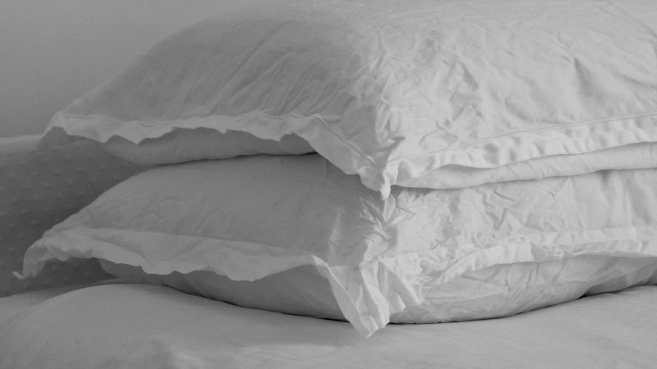 ¿Con qué frecuencia se deben cambiar las fundas del almohada?