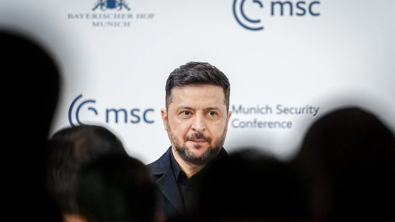 Zelenski afirma que convocará elecciones si le dan 