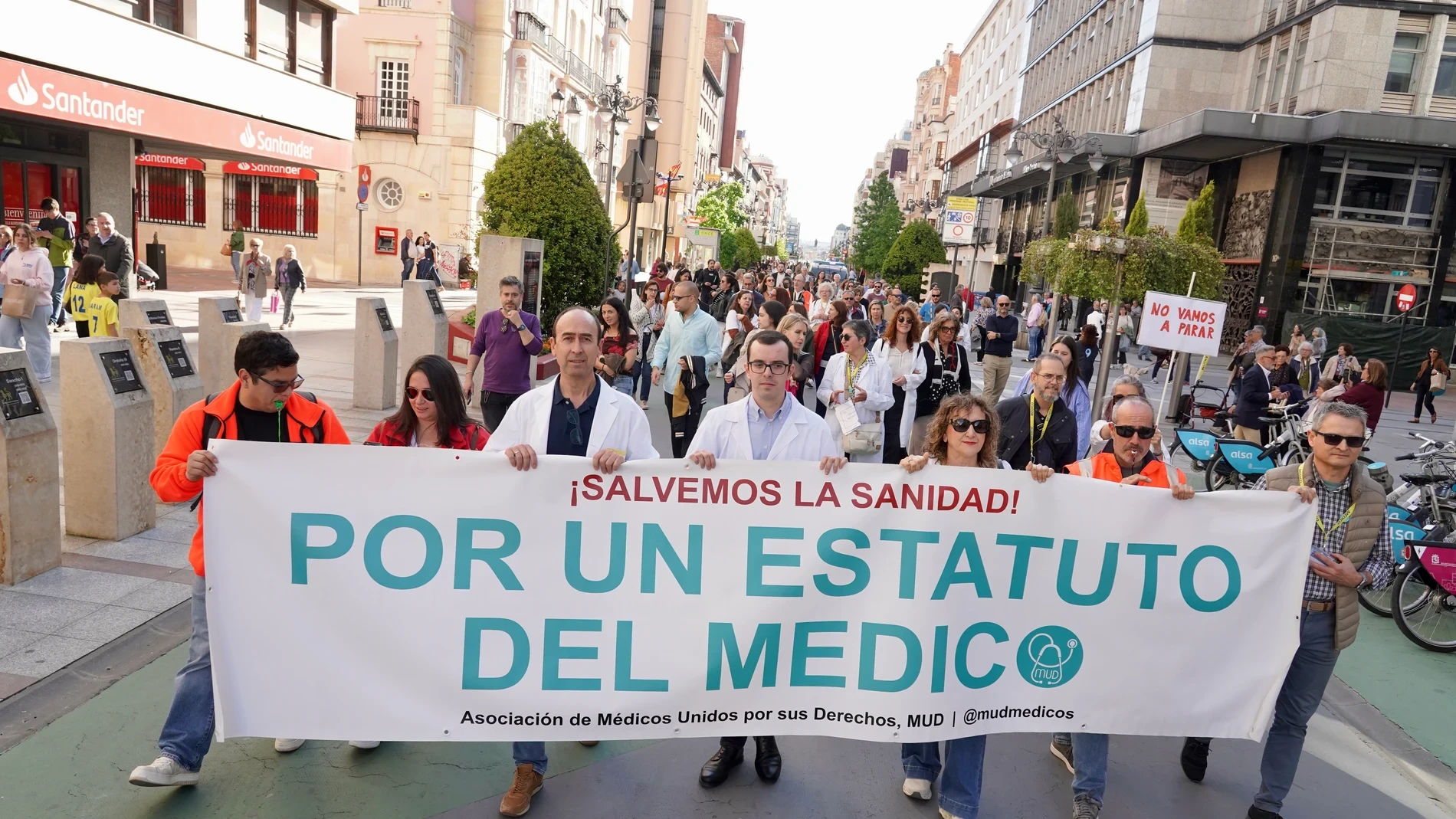 14.000 razones