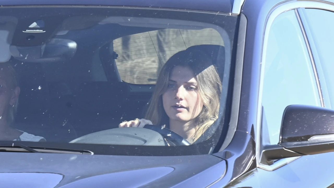 Amina Martínez de Irujo llega a preboda de su padre Cayetano y Bárbara Mirjan: todos los detalles de la fiesta