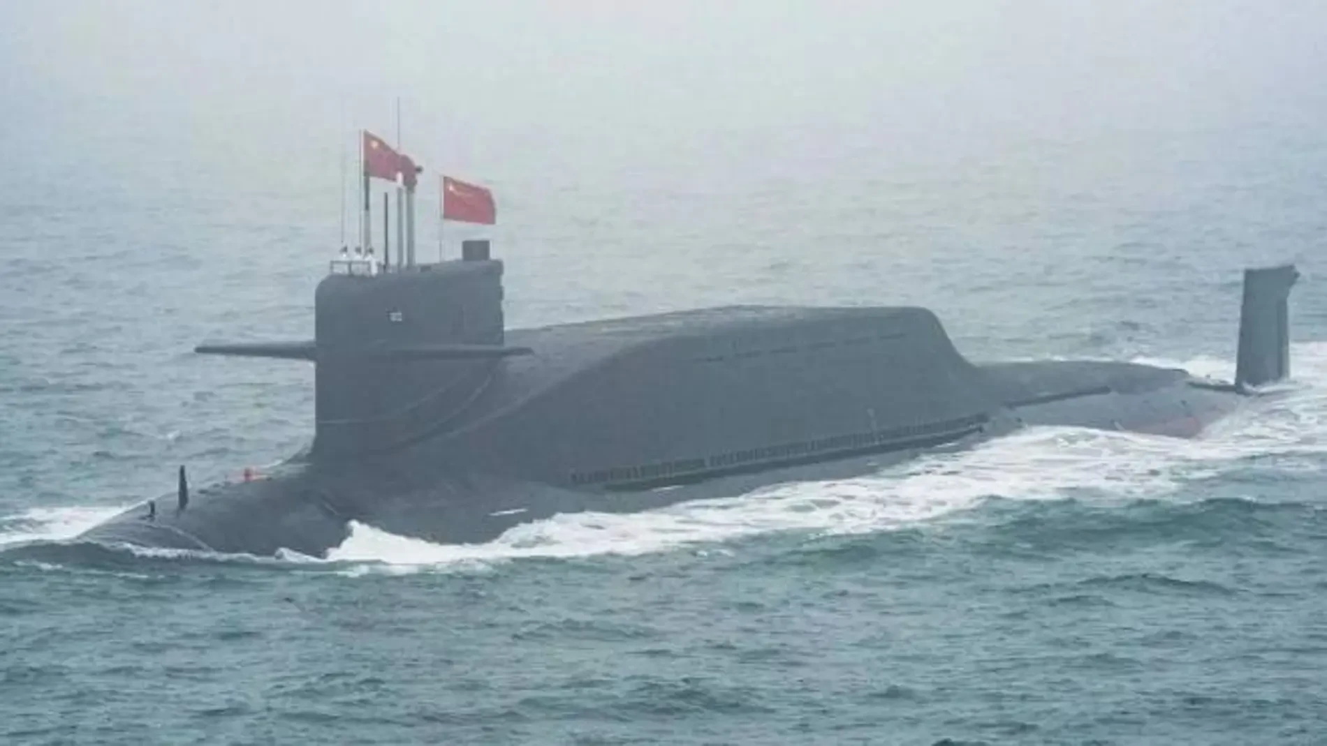 China desarrolla un cristal que acerca la navegación sin GPS en submarinos y misiles