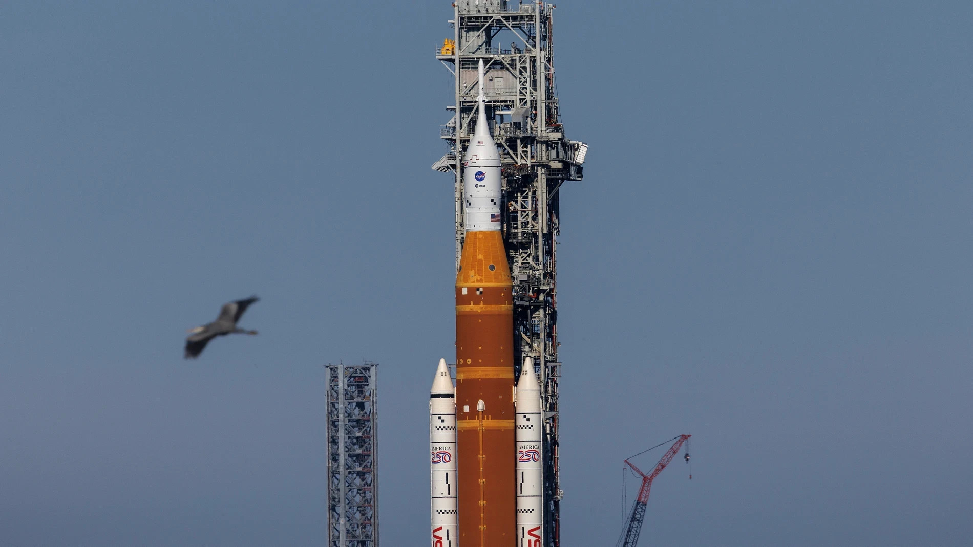 Lanzamiento Artemis II, en directo hoy: última hora sobre la misión a la luna de la NASA
