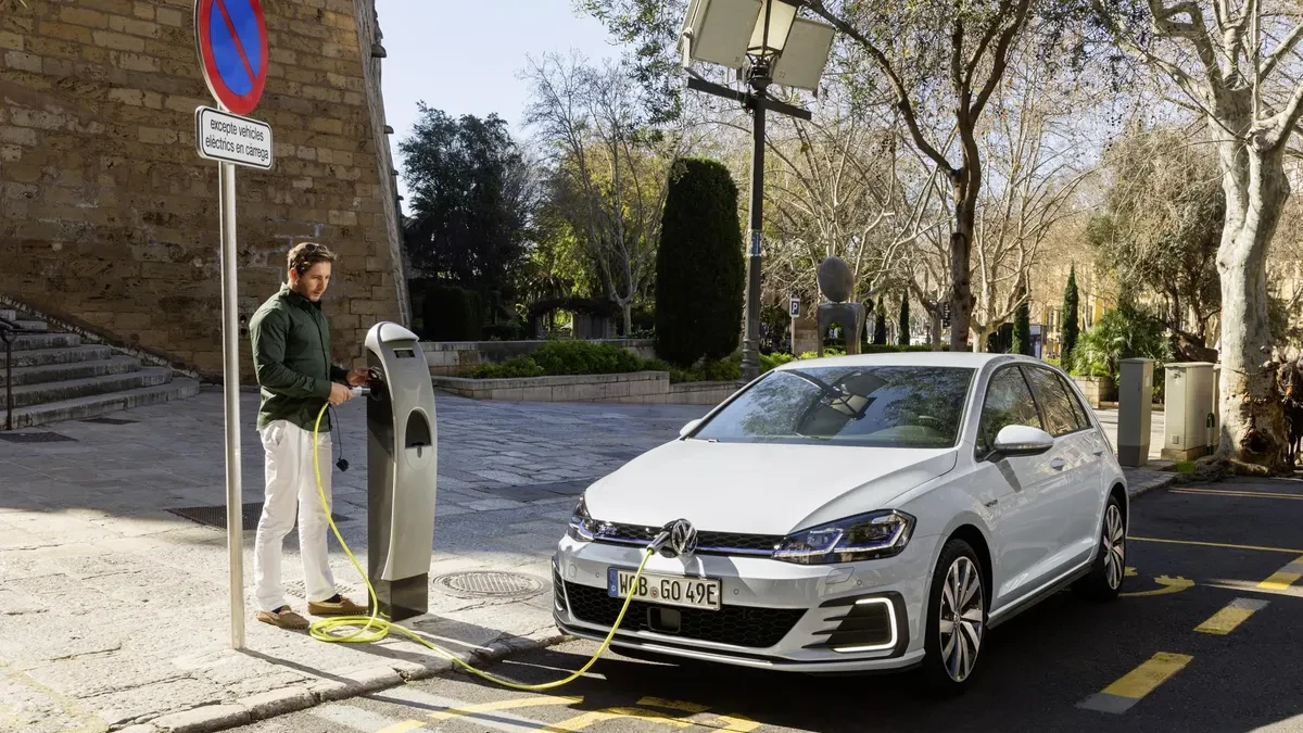 Qué es el icing, la nueva moda que por la que puedes ser multado con 200 euros si dejas el coche aquí
