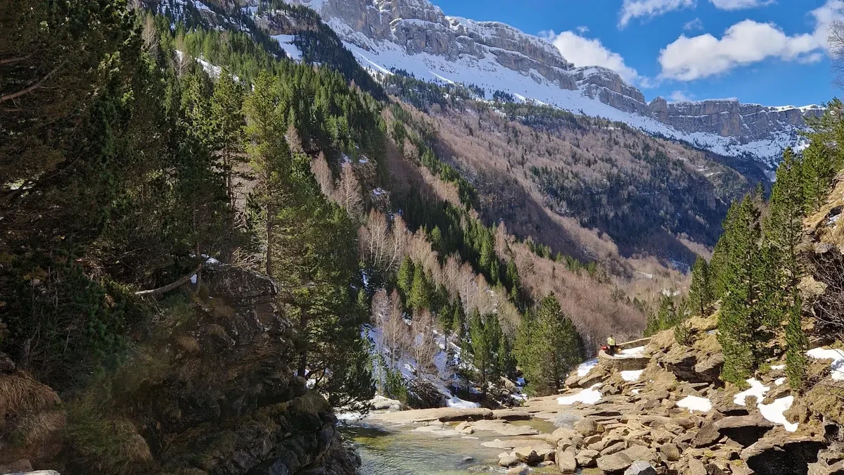 El Pirineo Aragonés: un paraíso vibrante en verano